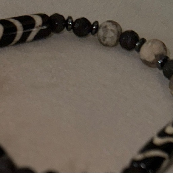 Handmade Beaded Bracelet - Black and White - Warrior - Picture 7 of 8
